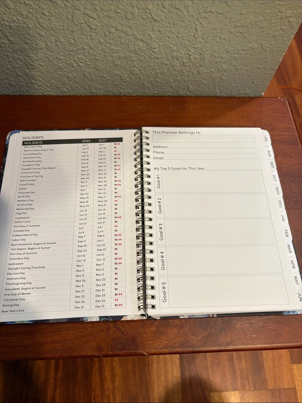 Floral Academic Planner 26/27 - New Navy Blue with Pink & Cream Flowers